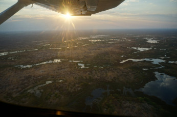Abendstimmung über dem Okawango Delta