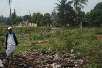 Wir erreichen Dar es Salam... und damit leider auch das Müllproblem vieler afrikanischer Städte